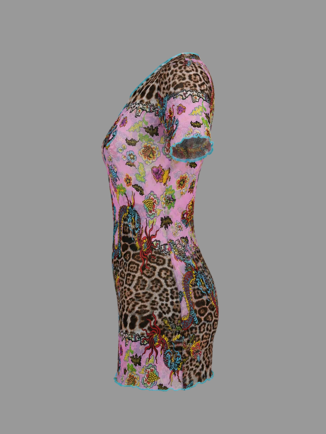 Robe courte Roberto Cavalli coupe asiatique
