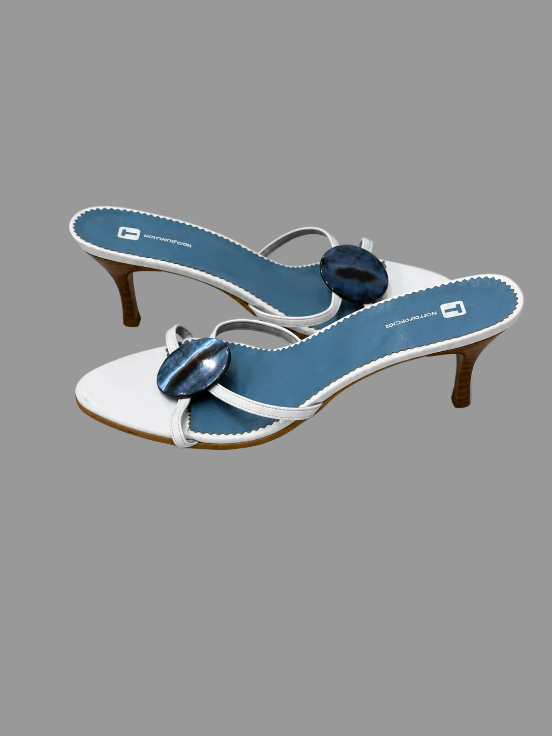 Sandales à talons non signées